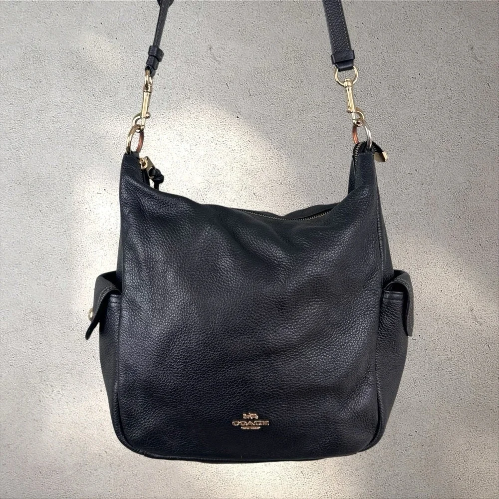 Coach 6152 Pennie Black Pebbled Leather Hobo Crossbody Bag Gold Hardware Purse